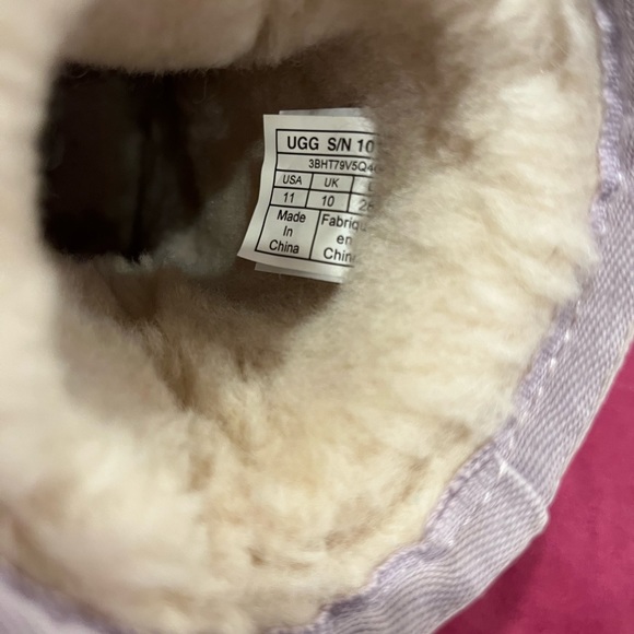 Uggs purple with stars - Picture 4 of 4